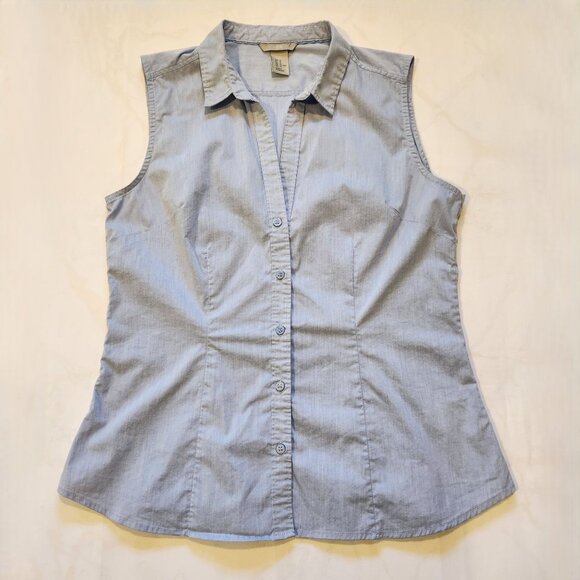 H&M Sleeveless Button Down Top Women's 12 Light Blue Fitted V-Neck Tailored‎ Fit - Picture 1 of 7